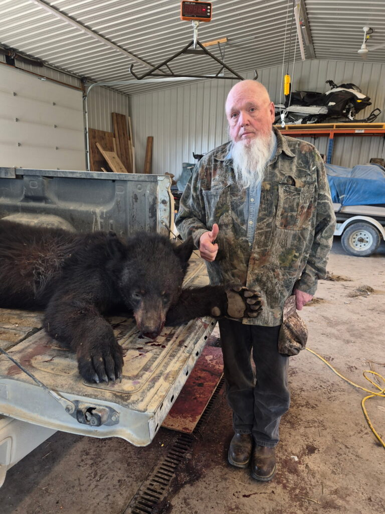 2026-spring-black-bear-trophy-BQ-007